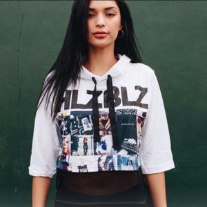 HLZBLZ White Instafame Crop 90s Y2K Grunge Sweatshirt Hoodie S